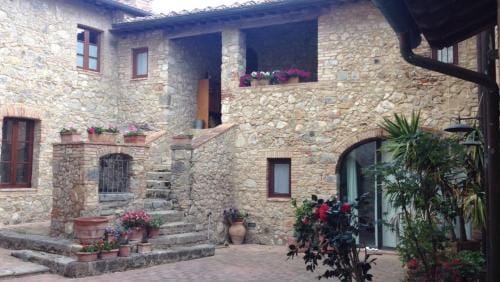 Country Home Tuscany - Courtyard Room Hotel in Tuscany