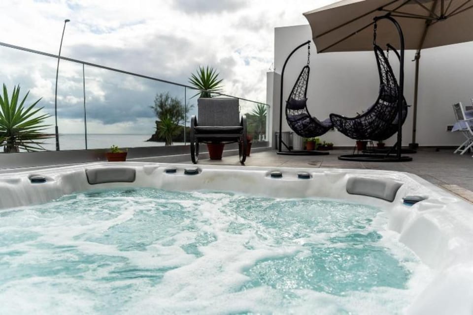 Garoupas Inn Inn in Azores District