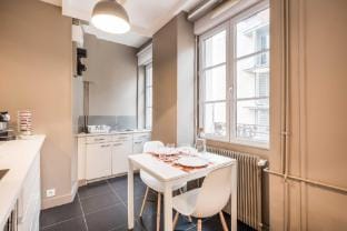 DIFY Studio 2P - Perrache/Confluence Hotel in Lyon