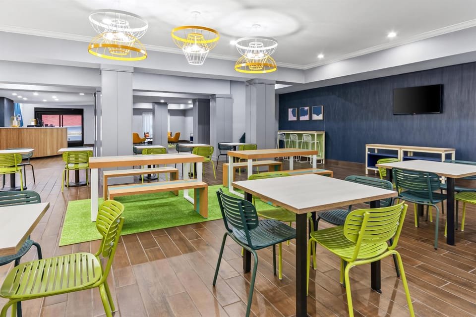 Spark by Hilton Cincinnati Fairfield Hotel in Ohio