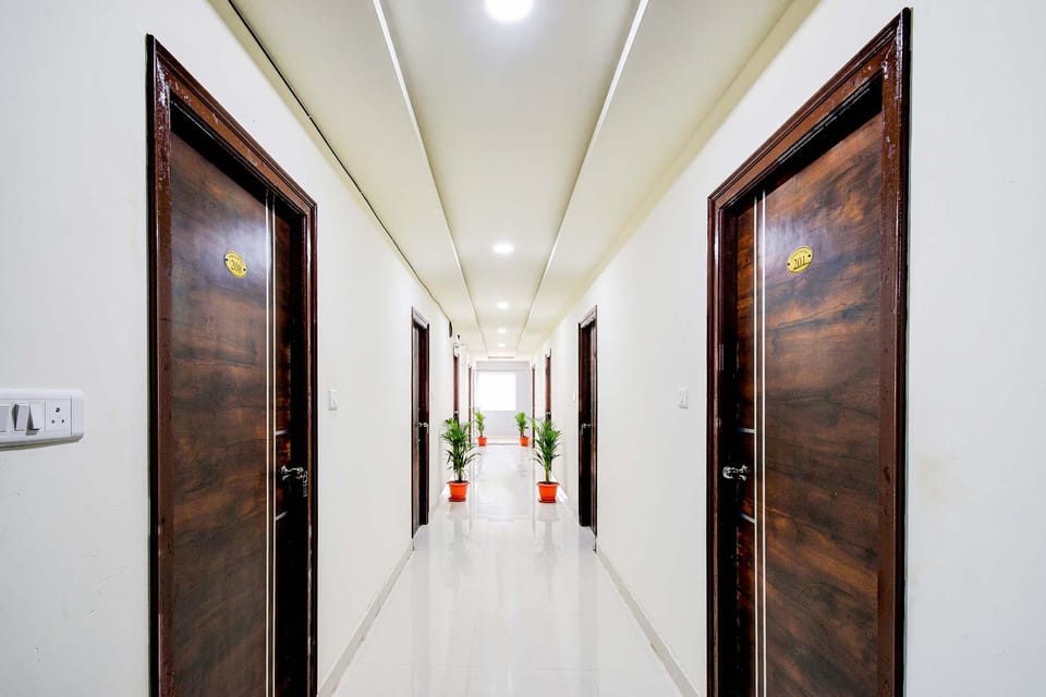 FabHotel Aashvi Hotel in Hyderabad