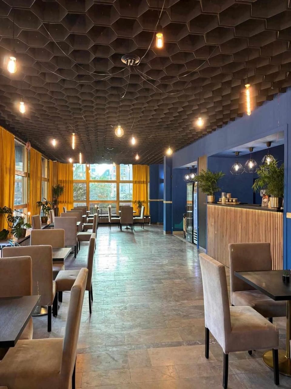 Bar/lounge