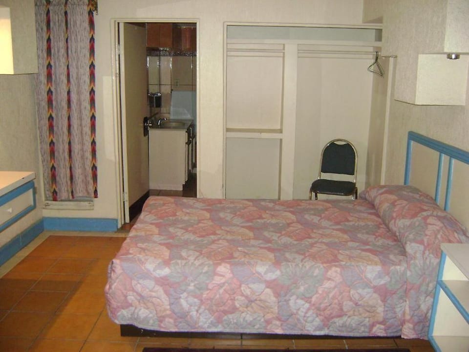 Hotel León Hotel in Tijuana