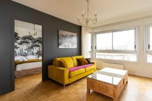 Cozy modern apartment -1BR-4P- Place Edgar Quinet Hotel in Lyon