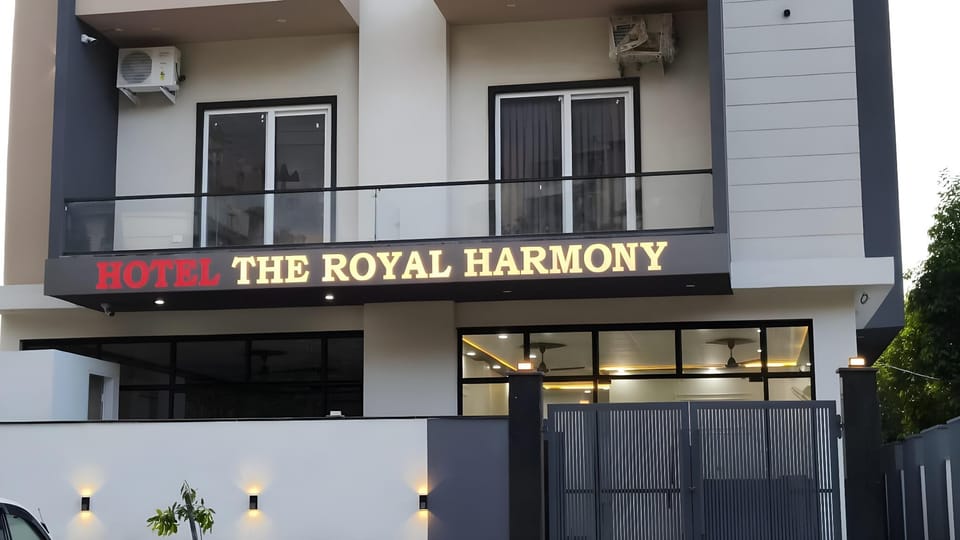 The Royal Harmony Hotel in Haryana