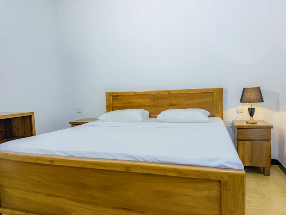 Gondolas Hotel Stay Hotel in Western Province