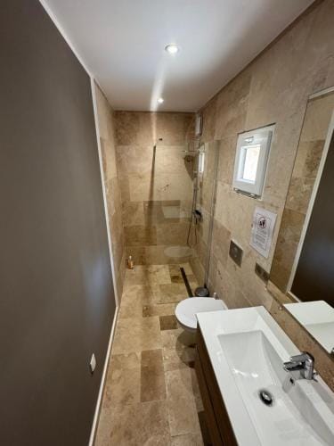 Studio Independant dans Villa Hotel in Roquebrune-sur-Argens