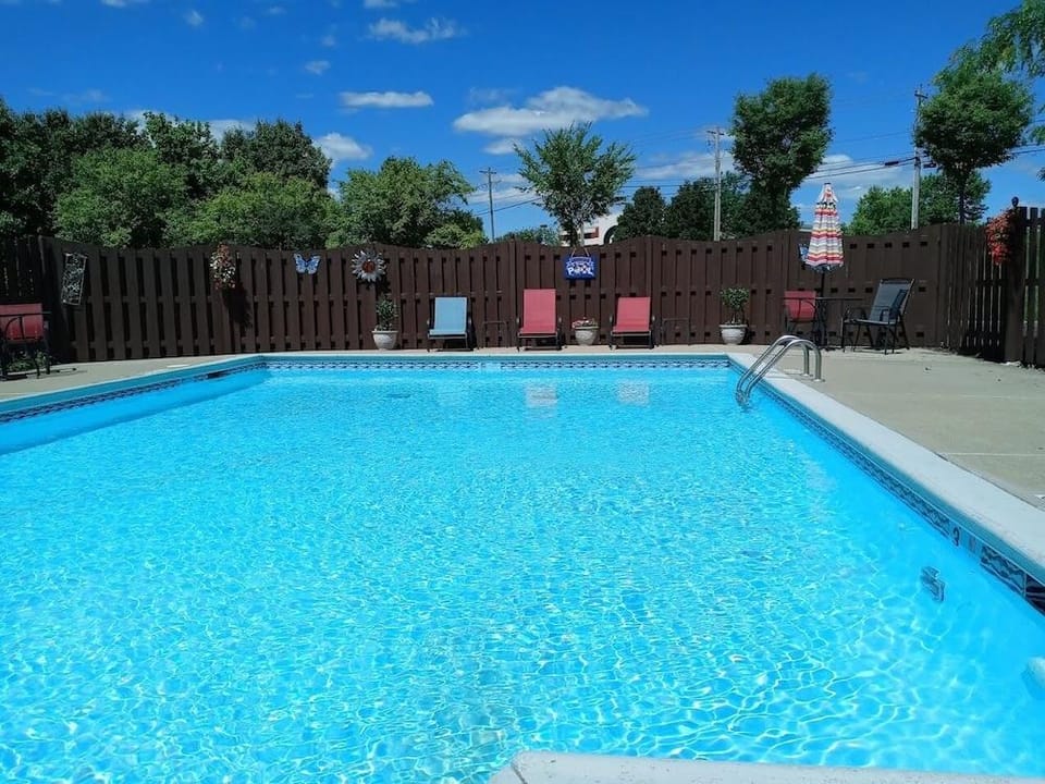 Ashley Quarters Hotel Airport-Cincinnati Hotel in Florence