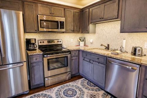 Riverfront Gem Hotel in Sevier County