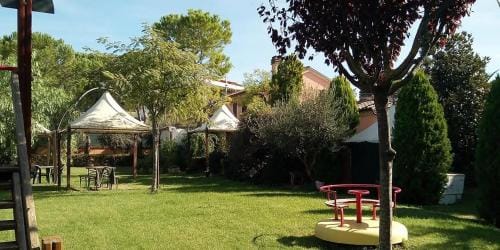 Affittacamere Flli Rossi Hotel in Marche
