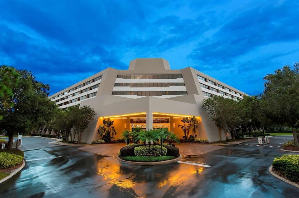 DoubleTree Suites by Hilton Orlando at Disney Springs Hotel in Lake Buena Vista