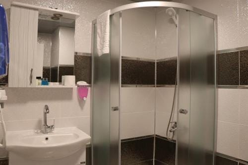 Aksu Otel Hotel in İzmir Province