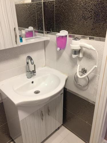 Aksu Otel Hotel in İzmir Province