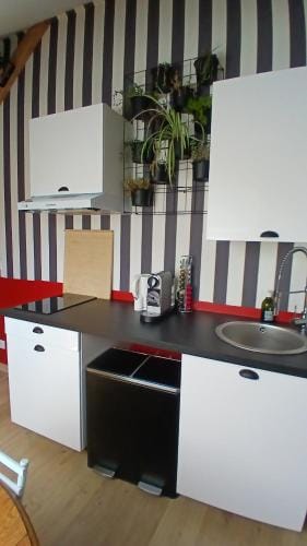 la bicyclette rouge by les etapes chartraines Hotel in Chartres