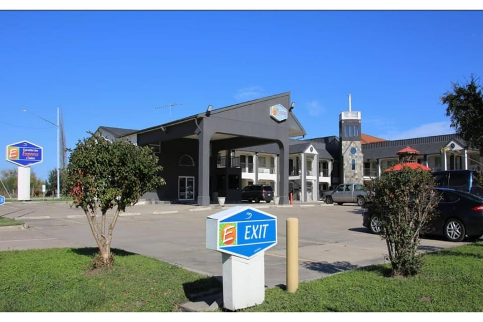 Hotel O Executive Inn & Suites Cuero Hwy 87 Hotel in Rio Grande