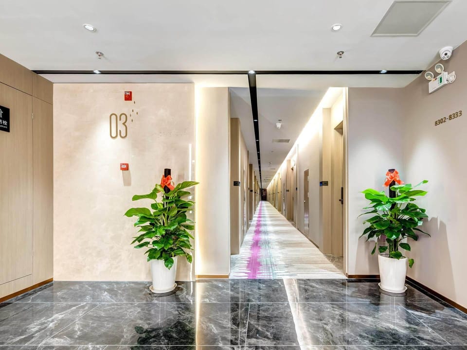Lavande Hotel Beijing South Railway Station Gongyi West Bridge Subway Station Hotel in Beijing