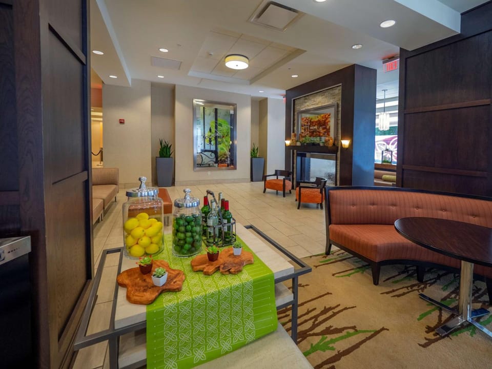 Hilton Garden Inn Buffalo Downtown Hotel in Buffalo