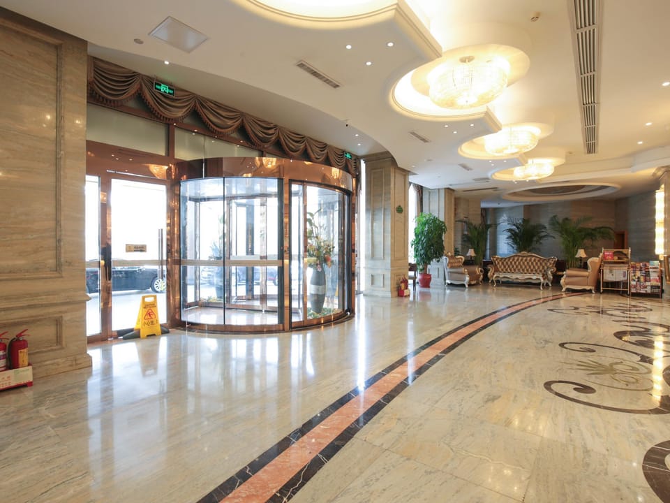 Vienna Hotel Tianjin Guizhou Road Branch Hotel in Tianjin
