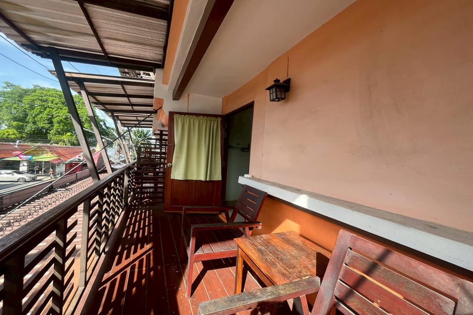 Krabi Orchid Hometel Hostel in Krabi Changwat