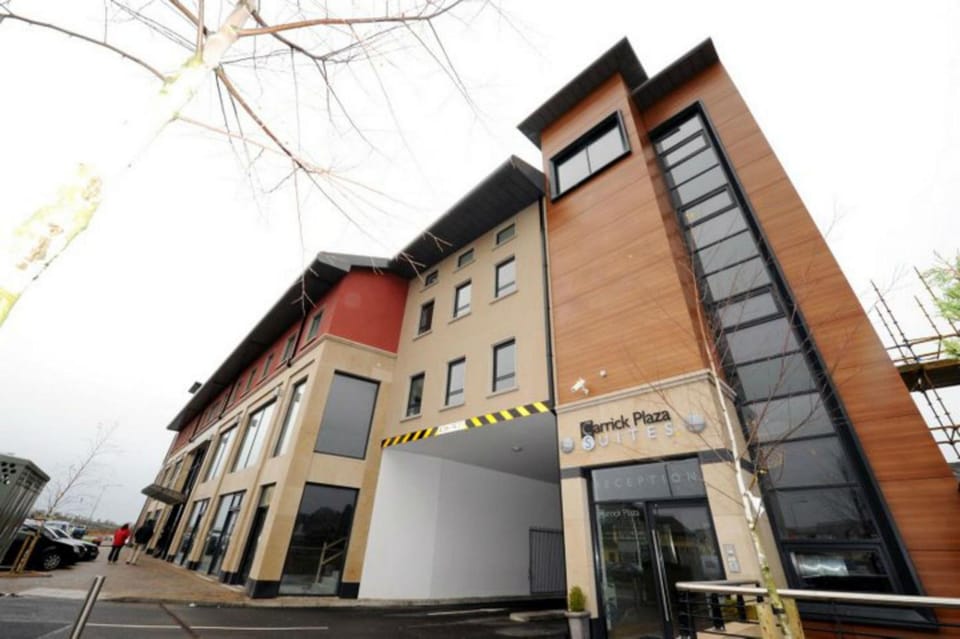 Carrick Plaza Suites and Apartments Hotel in Leitrim, Co. Leitrim, Ireland