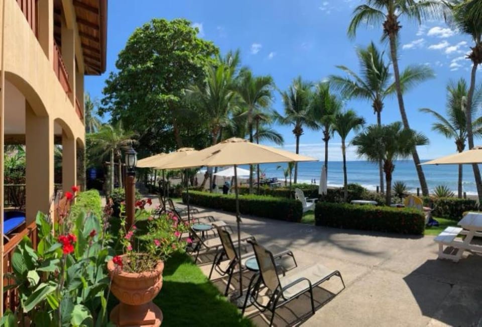 The Backyard Beachfront Hotel Hotel in Playa Hermosa