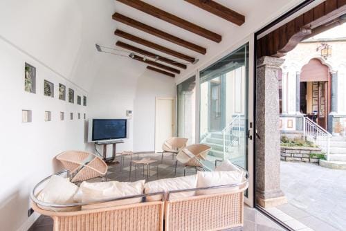 Villa Giu Luxury - The House Of Travelers Hotel in Canton of Ticino