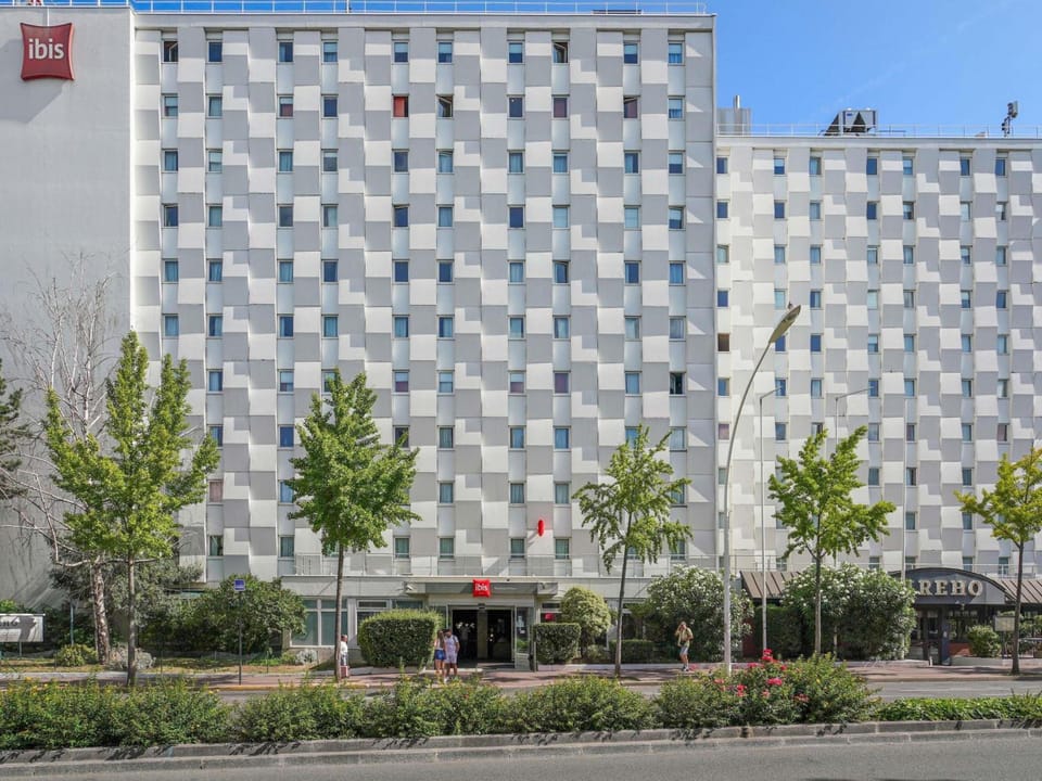 Ibis Paris Porte D Orleans Hotel in Montrouge
