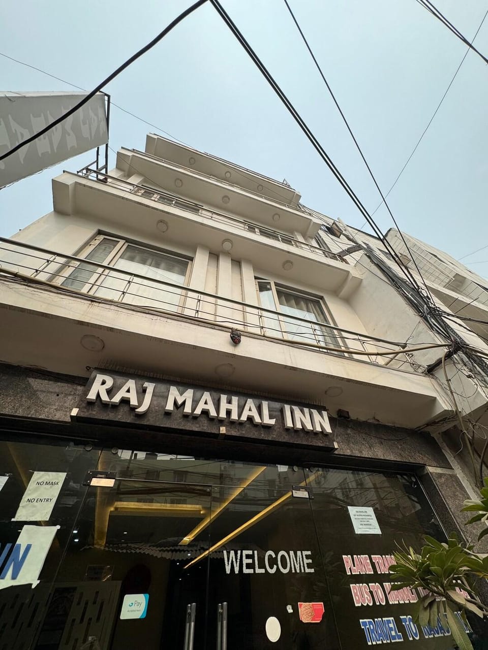 Raj Mahal Inn Hotel in New Delhi