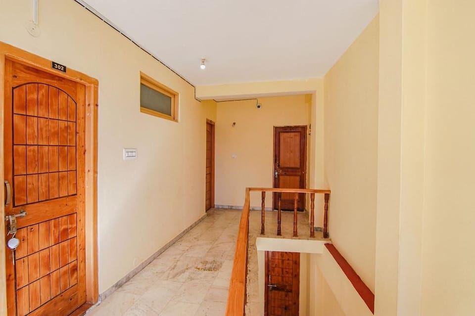Fabhotel Green View Hotel in Manali