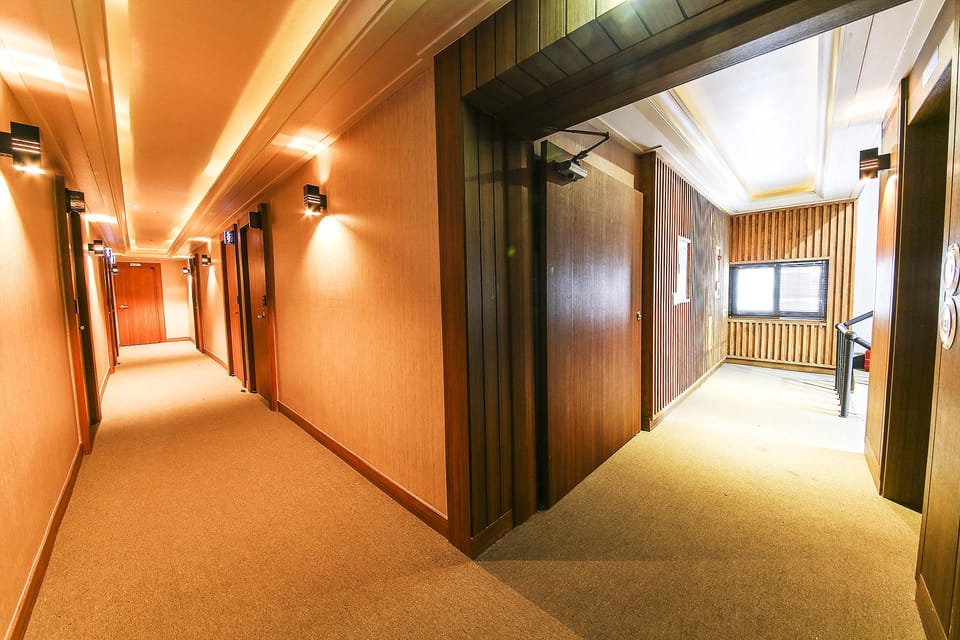 Guri  Africa Motel in Seoul