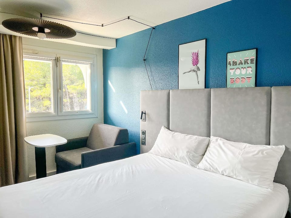 Guestroom
