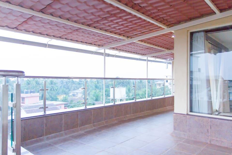 Resort The Karishma Grand Hotel in Calangute