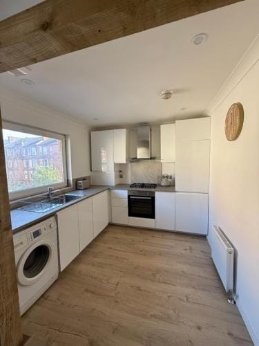 Luxurious 2 bedroom, 8 mins from city centre Hotel in Glasgow