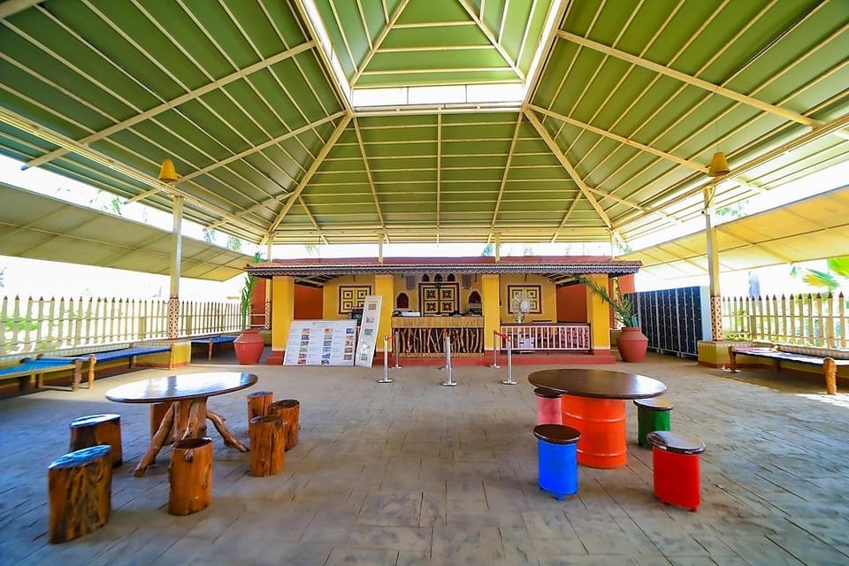 Monteria Village Hotel in Maharashtra