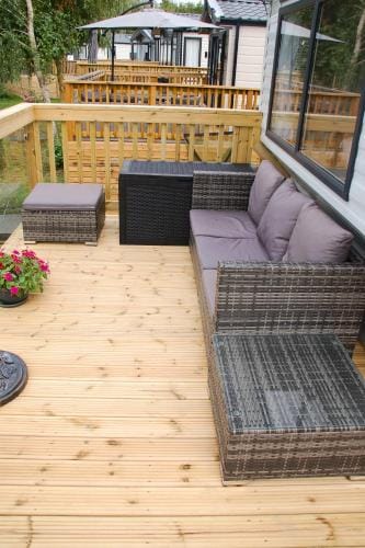 Castleton Static lodge on Wold View Fisheries Leisure Park Lodge in West Lindsey District
