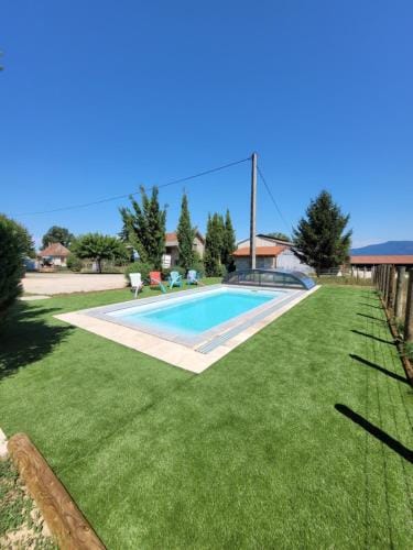 Chambre d'hotes, printemps, le petit cocon d'aure Hotel in Auvergne-Rhône-Alpes