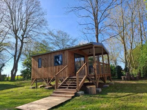 Les Cabanes d'Isa - Cab'Fer Lodge in Île-de-France