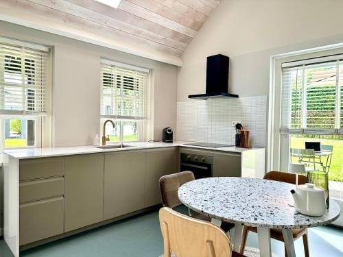 Wilde Gist Guesthouse Hotel in Limburg (province)