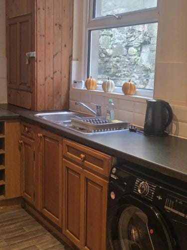 52 - room 2 - smart TV Hotel in Swansea