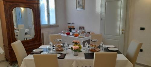 B&B Residence il Ciliegio , Via Villa Superiore 93 Luzzara Hotel in Veneto