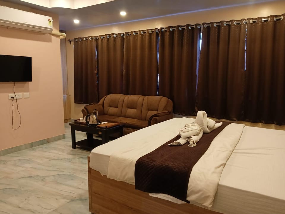 Hotel Mahal Hotel in Kolkata