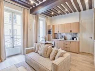 Superb Apartment Center of Paris Le Marais Hotel in Paris