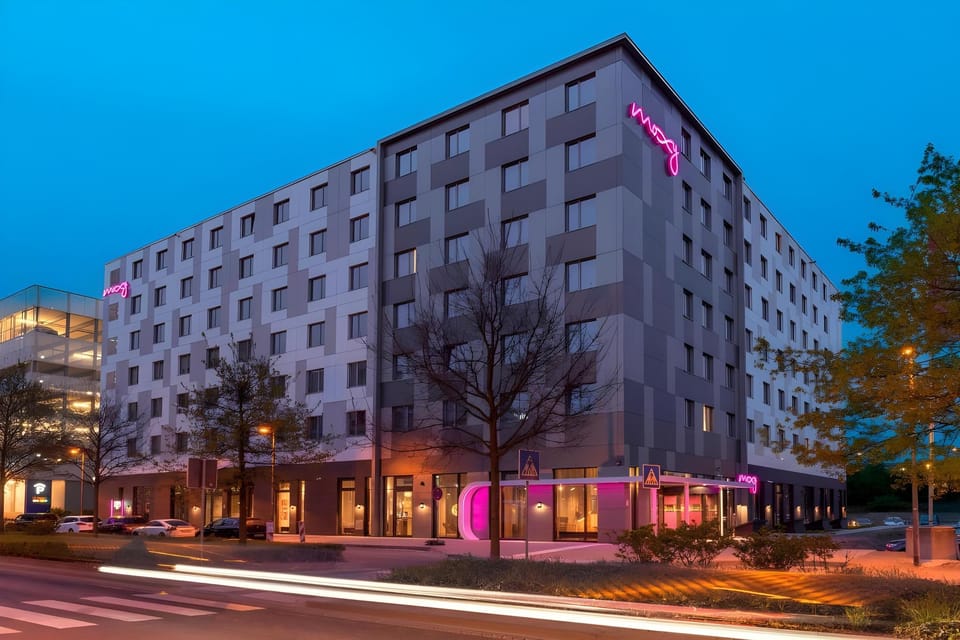 Moxy Frankfurt Airport Hotel in Frankfurt