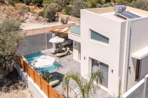 Aura Luxury Villas Hotel in Kolympia