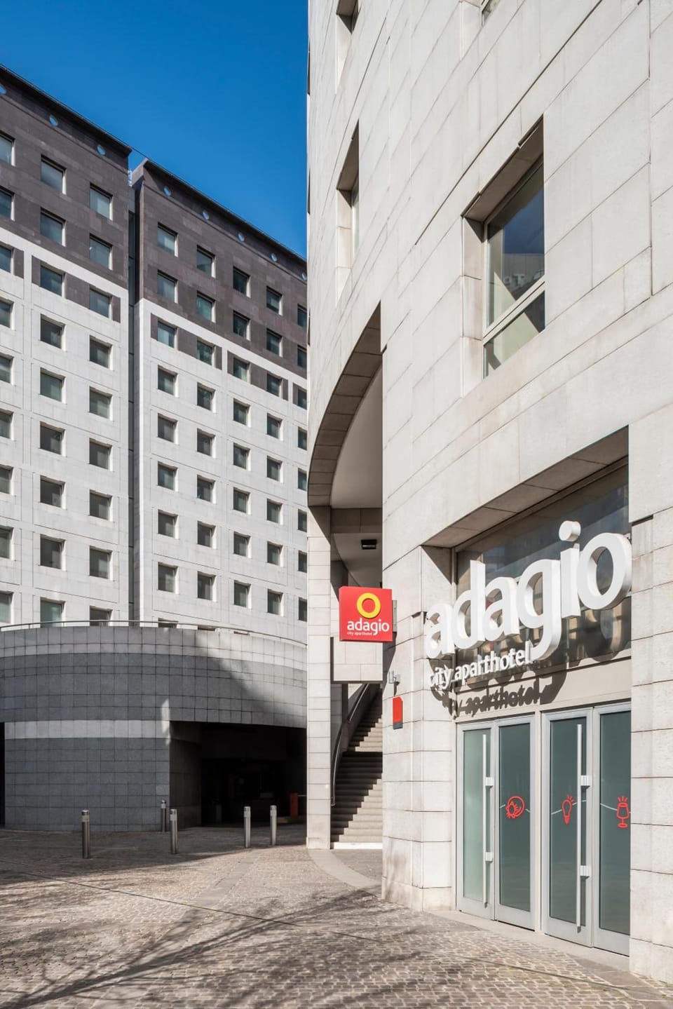 Adagio La Defense Esplanade Aparthotel Hotel in Puteaux