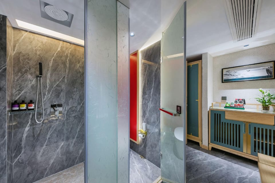 Ming Yue Hotel (Ningbo Lushi Airport Store) Hotel in Zhejiang