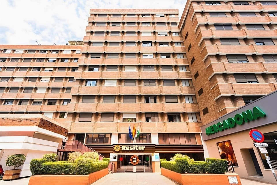 Apartamentos Resitur Hotel in Seville