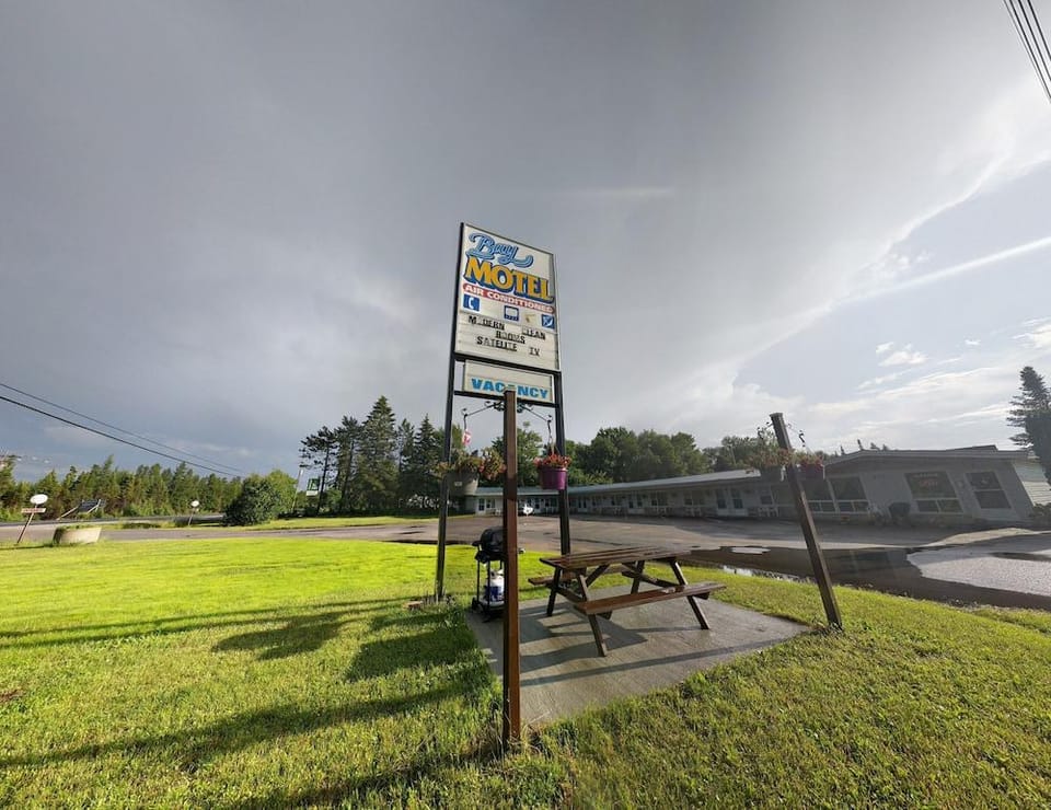 Bay Motel Hotel in North Bay