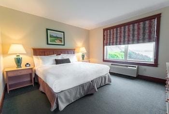 Rodd Brudenell River Hotel in Prince Edward County