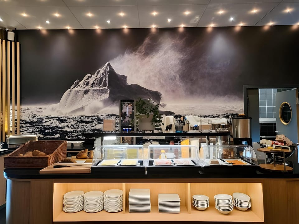 HHE Express Hotel Hotel in North America